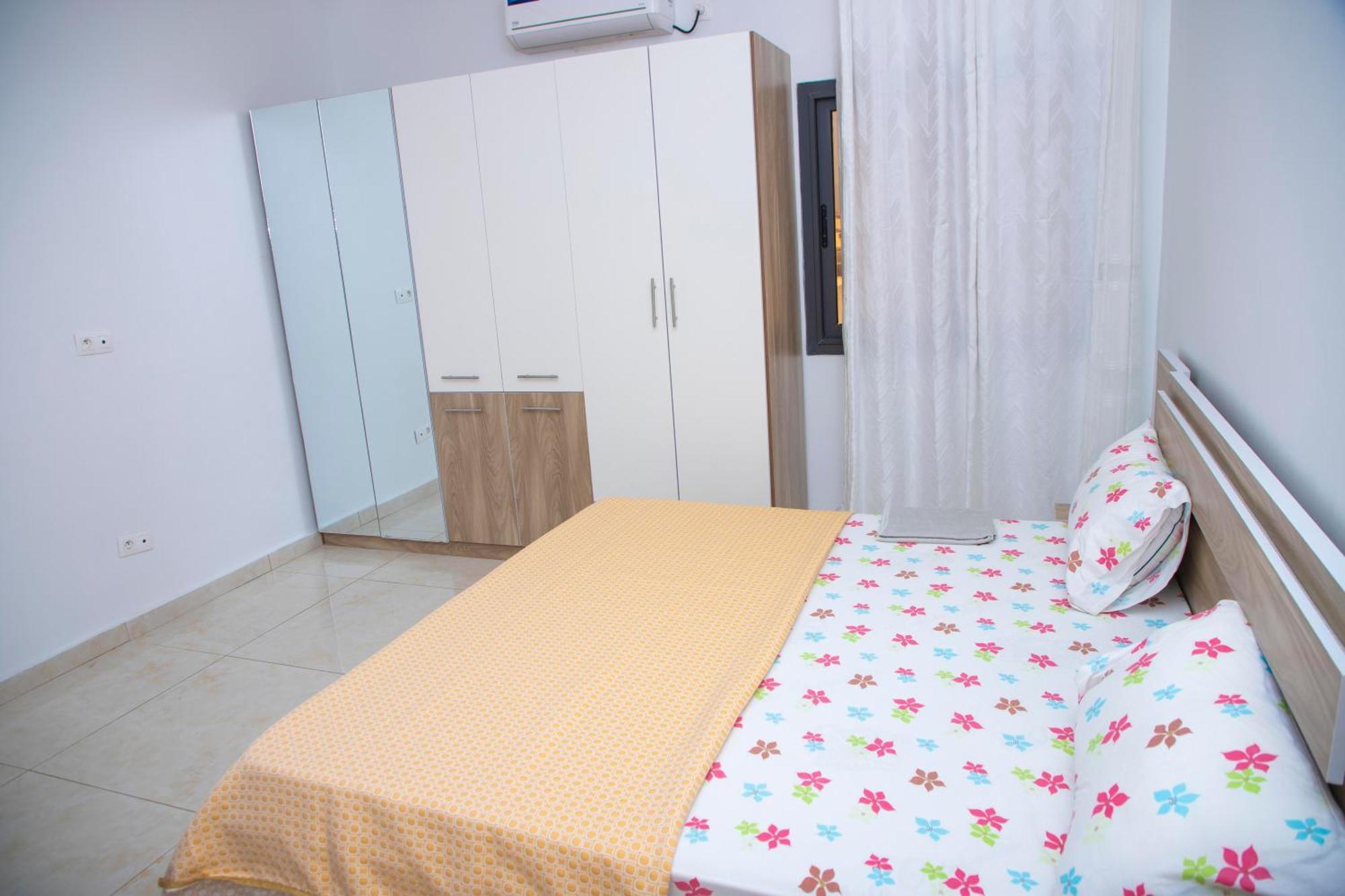 Residence Teranga Immo Luxe Residence Ndoumbe Sylla Dakar Eksteriør billede