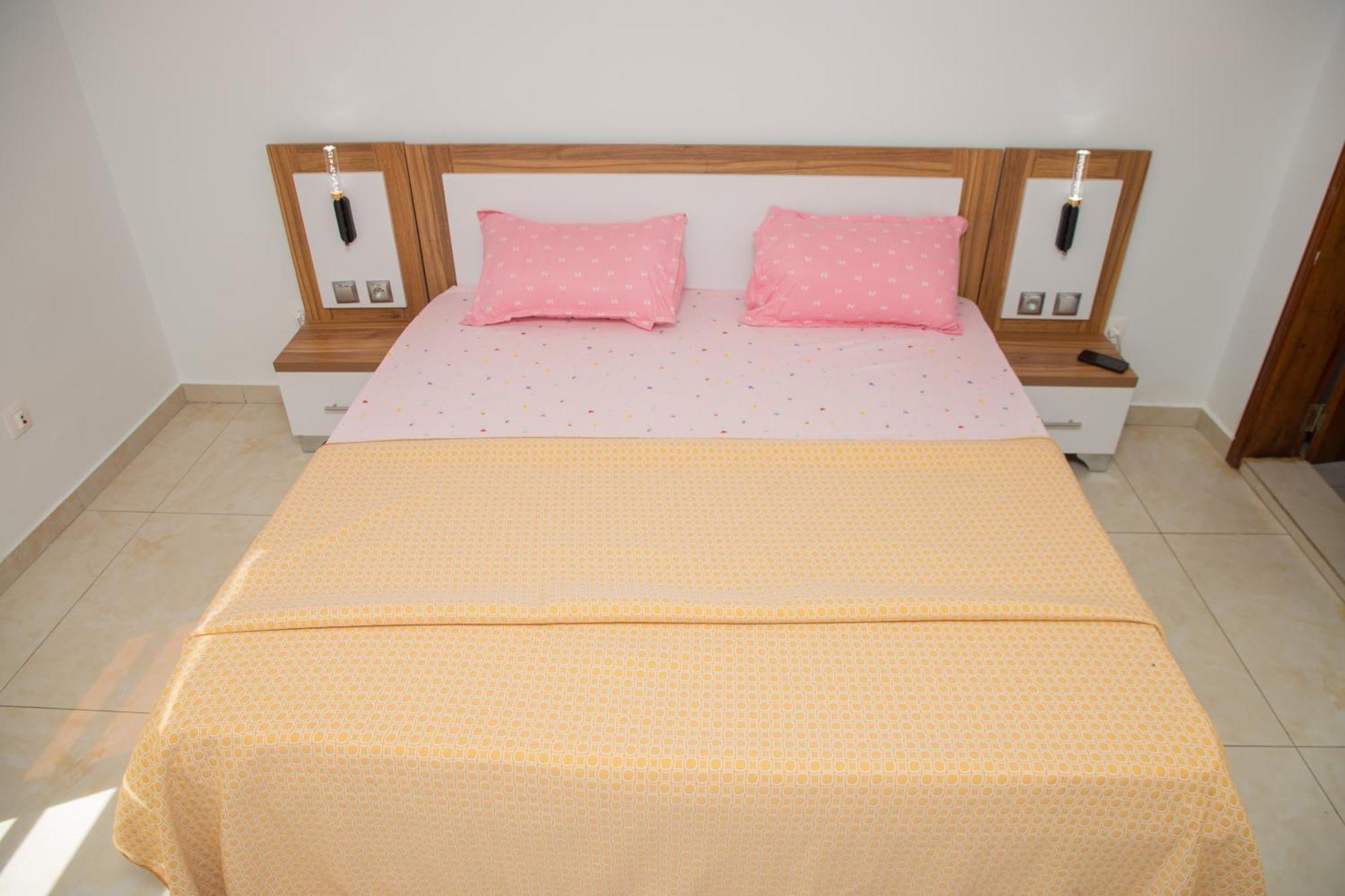 Residence Teranga Immo Luxe Residence Ndoumbe Sylla Dakar Eksteriør billede